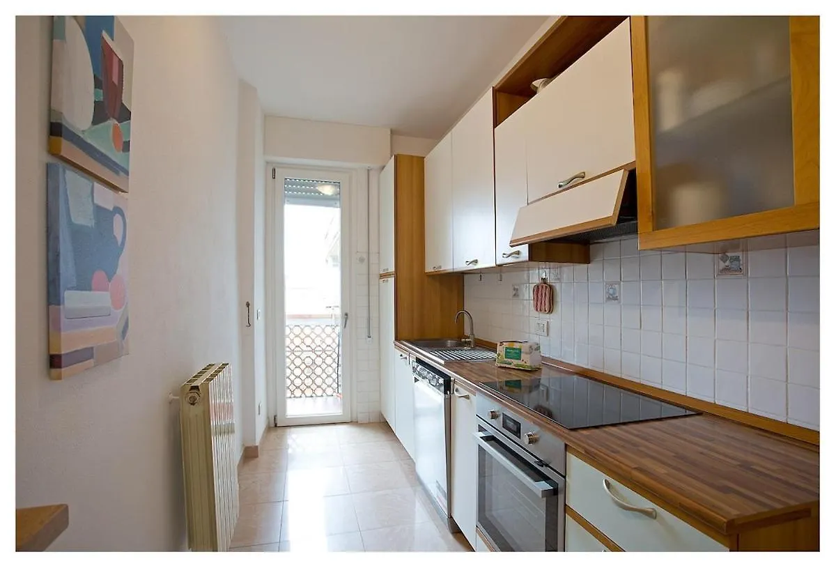 公寓 Casa Nica, Comfortable Flat Just 200 M From The Sea 利多迪卡马约雷
