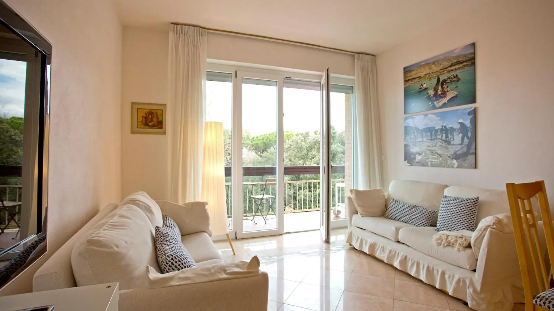 Casa Nica, Comfortable Flat Just 200 M From The Sea Lido di Camaiore Italy