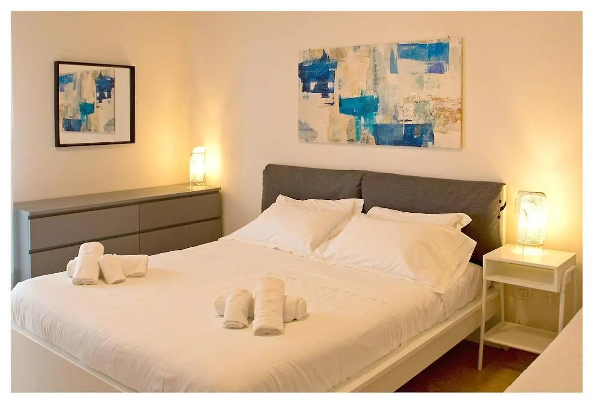 Apartment Casa Nica, Comfortable Flat Just 200 M From The Sea Lido di Camaiore Italy